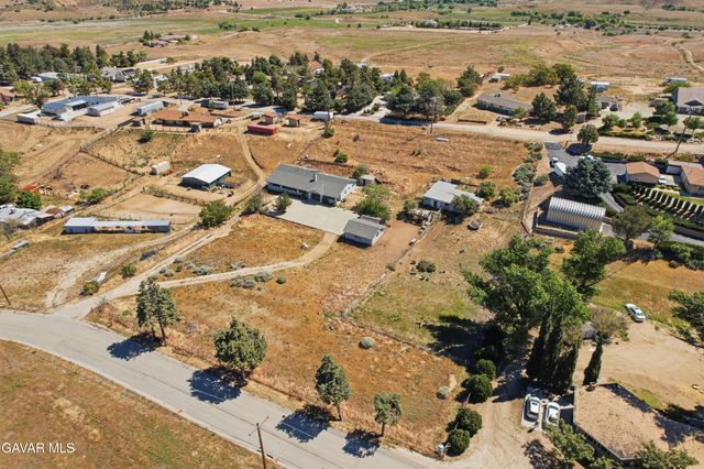 39646 W 87th Street, Leona Valley, CA 93551
