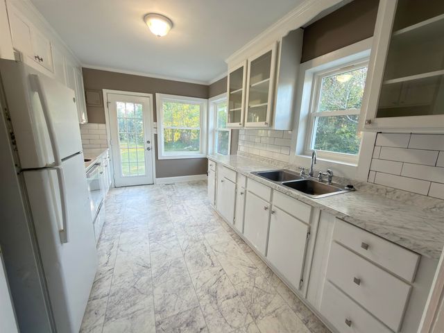 507 Crestwood Place, Spartanburg, SC 29306