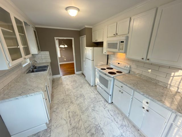 507 Crestwood Place, Spartanburg, SC 29306