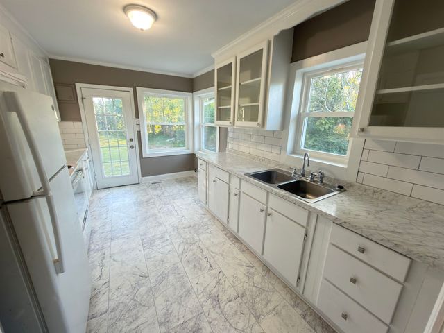 507 Crestwood Place, Spartanburg, SC 29306