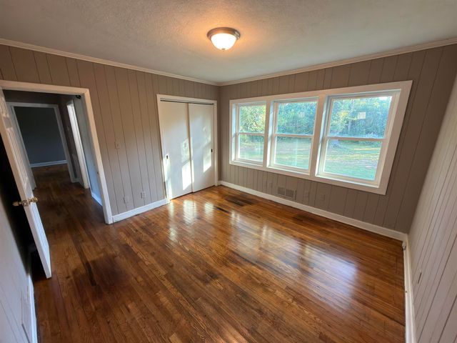 507 Crestwood Place, Spartanburg, SC 29306