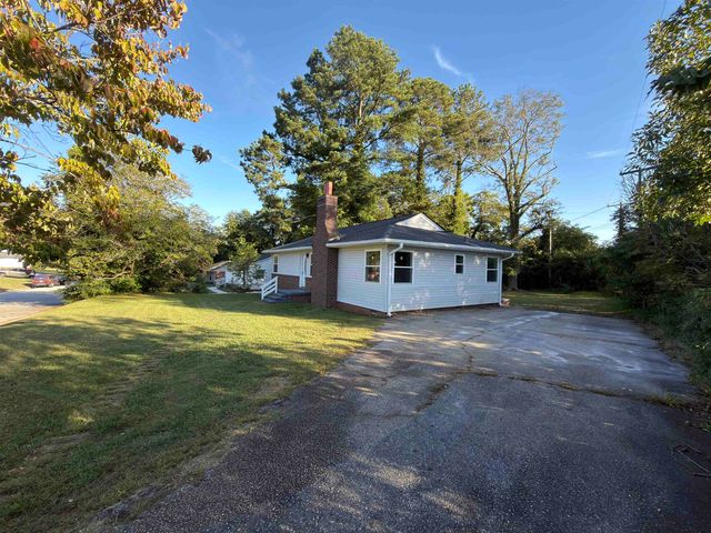 507 Crestwood Place, Spartanburg, SC 29306