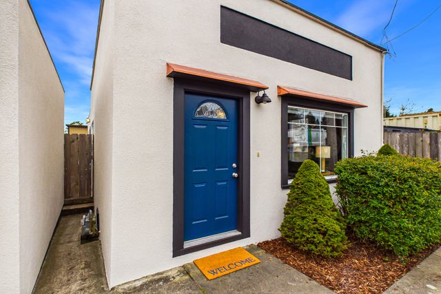460 Spruce Street, Eureka, CA 95501