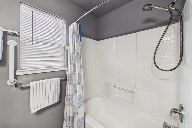 460 Spruce Street, Eureka, CA 95501