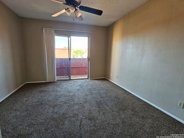 3243 Nacogdoches Rd Apt 910, San Antonio, TX 78217