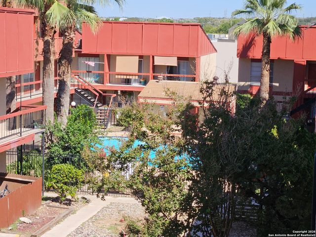 3243 Nacogdoches Rd Apt 910, San Antonio, TX 78217