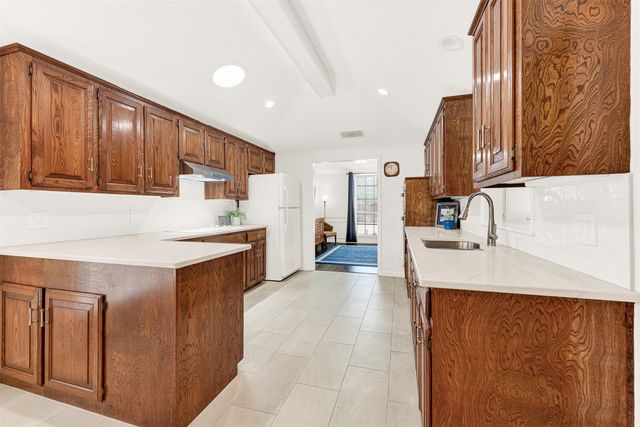 2015 Brandeis Drive, Richardson, TX 75082