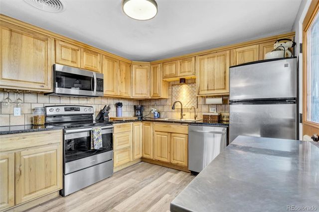 6115 Garrison Street, Arvada, CO 80004