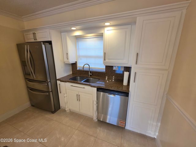 189 Cambridge Lane, Melbourne, FL 32935