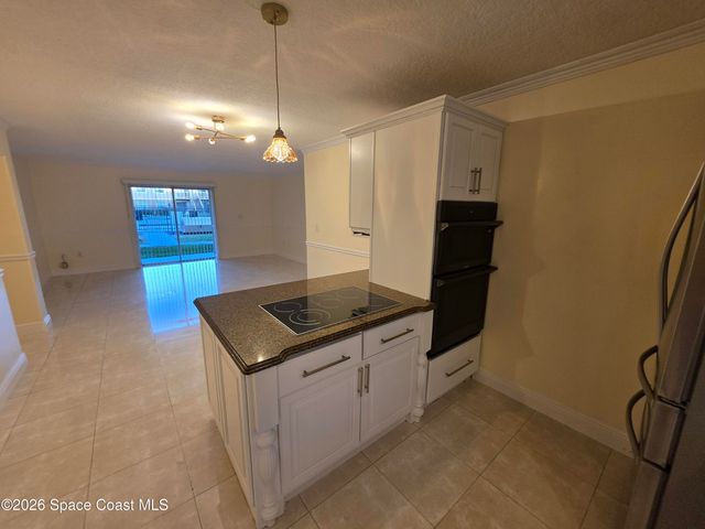 189 Cambridge Lane, Melbourne, FL 32935