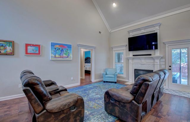32 Tournay Circle, Little Rock, AR 72223