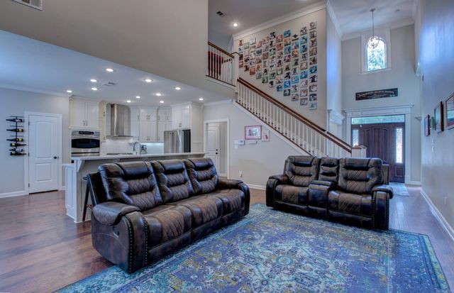 32 Tournay Circle, Little Rock, AR 72223