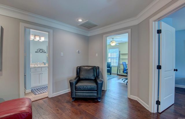 32 Tournay Circle, Little Rock, AR 72223
