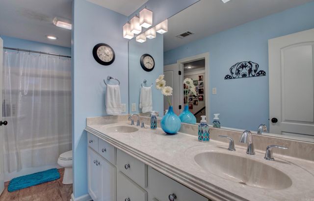 32 Tournay Circle, Little Rock, AR 72223