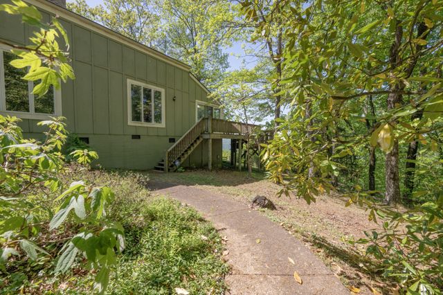 3442 Sherwood Rd, Sewanee, TN 37375