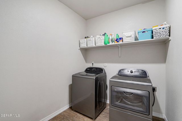 13138 OAKHAMPTON Avenue, El Paso, TX 79928