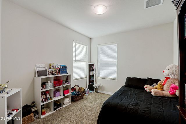 13138 OAKHAMPTON Avenue, El Paso, TX 79928