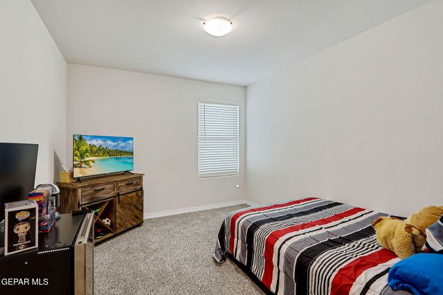 13138 OAKHAMPTON Avenue, El Paso, TX 79928