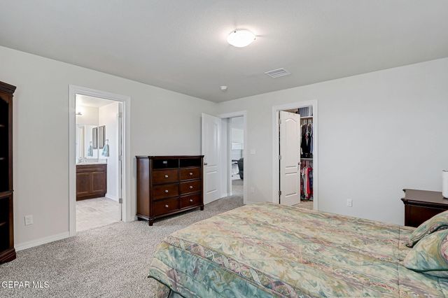 13138 OAKHAMPTON Avenue, El Paso, TX 79928