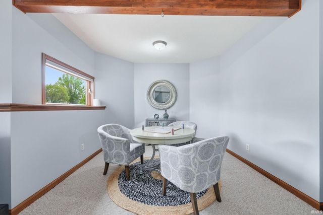 1010 Woodland Crossing, Fort Wayne, IN 46825