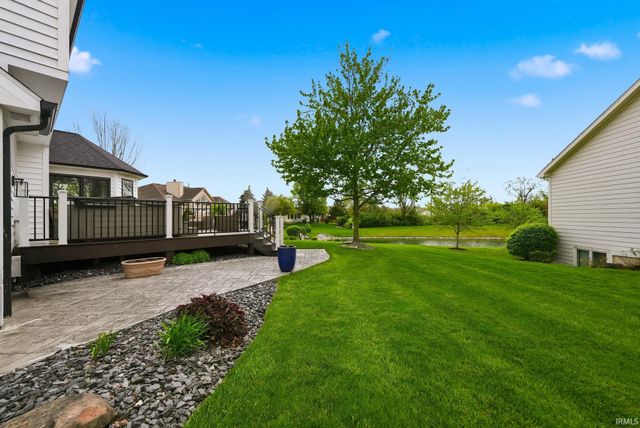1010 Woodland Crossing, Fort Wayne, IN 46825