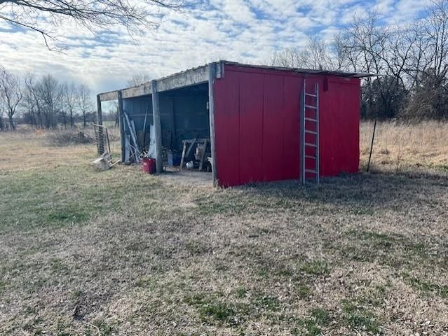 1830 Ness Road, Parsons, KS 67357