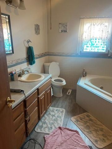 1830 Ness Road, Parsons, KS 67357