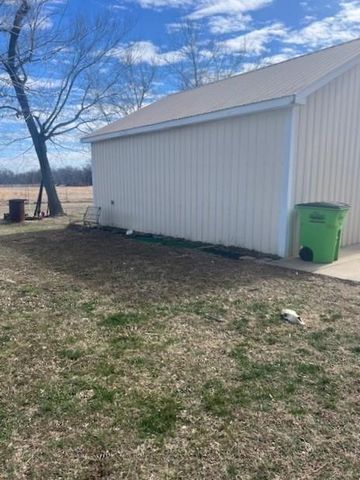 1830 Ness Road, Parsons, KS 67357