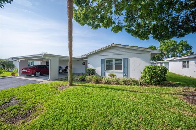 616 COTTAGE LANE 616, Lakeland, FL 33803