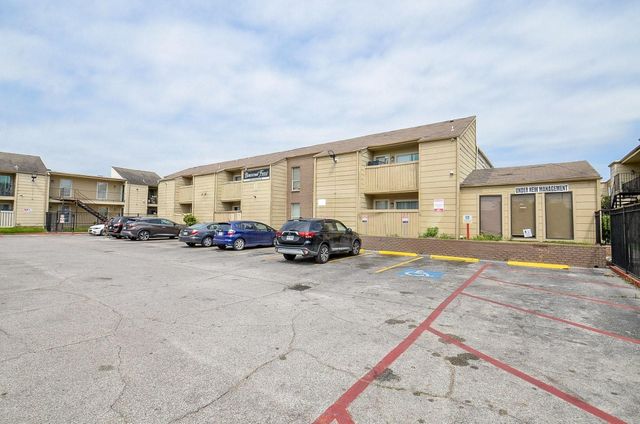 8100 Creekbend Dr 120, Houston, TX 77071