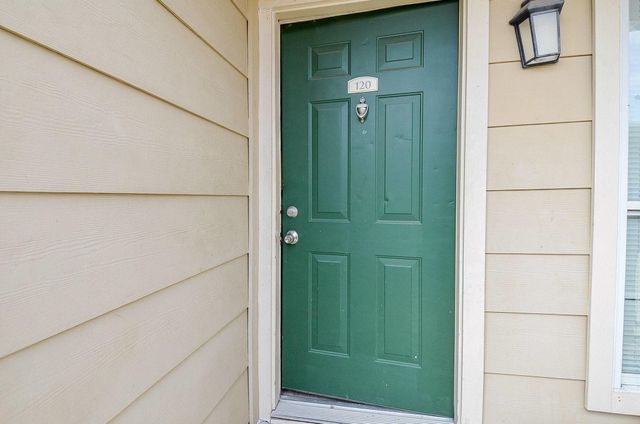 8100 Creekbend Dr 120, Houston, TX 77071