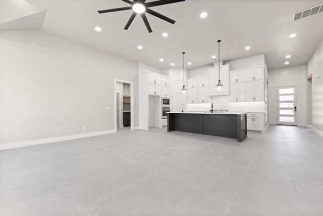 7125 NW 155th Street, Edmond, OK 73013