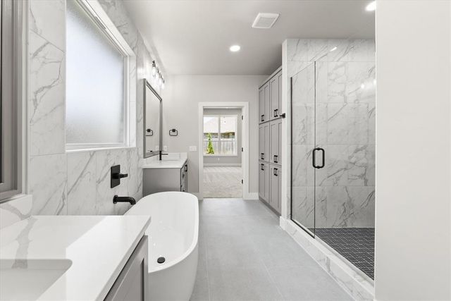 7125 NW 155th Street, Edmond, OK 73013