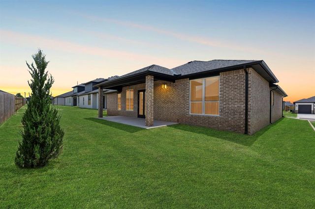 7125 NW 155th Street, Edmond, OK 73013