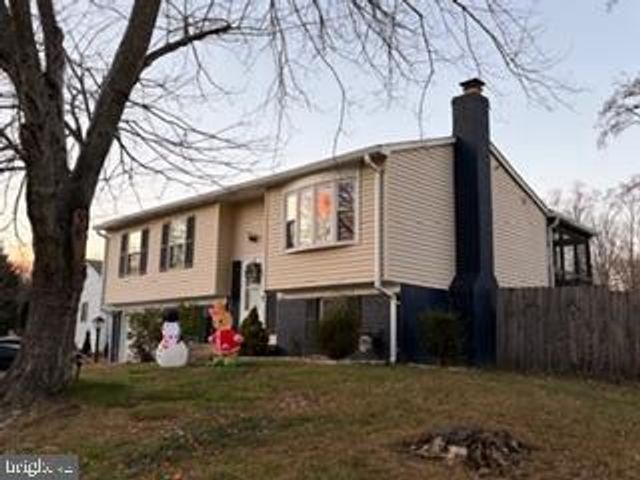 5598 SHADYBROOK DR, Woodbridge, VA 22193