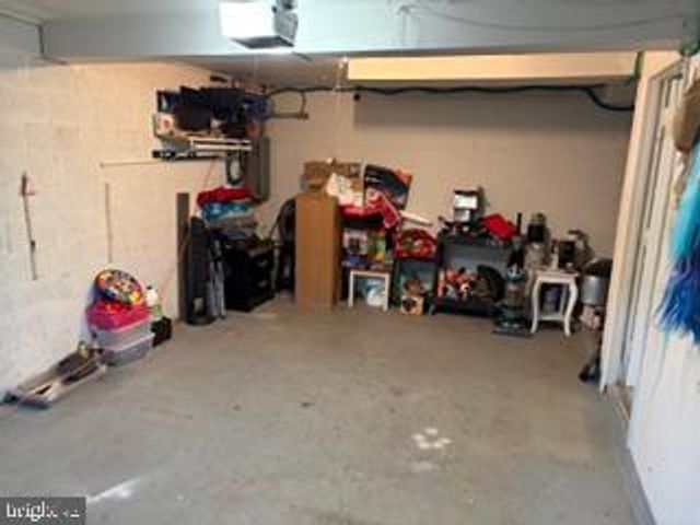 5598 SHADYBROOK DR, Woodbridge, VA 22193