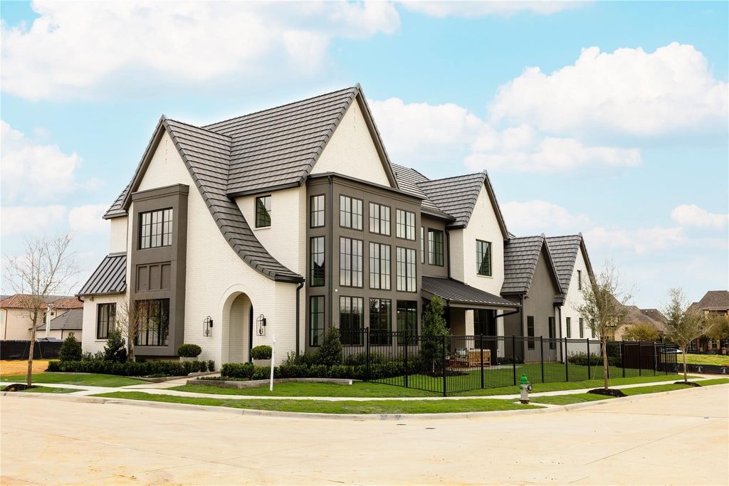 1801 Cannes Circle, Southlake, TX 76092