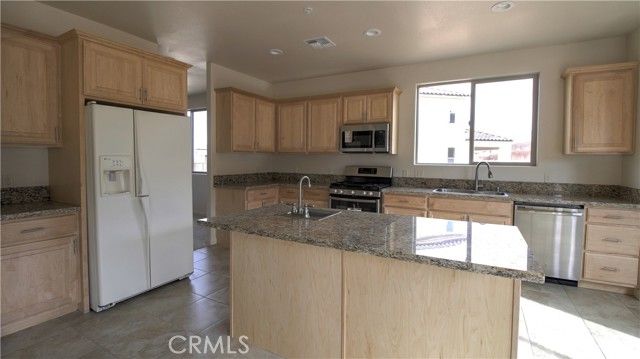 56925 Hidden Gold Court, Yucca Valley, CA 92284