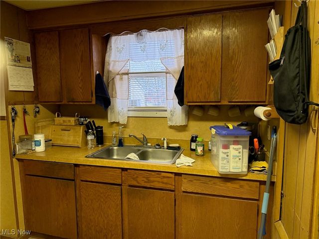 1311 Warner Road SE, Canton, OH 44707