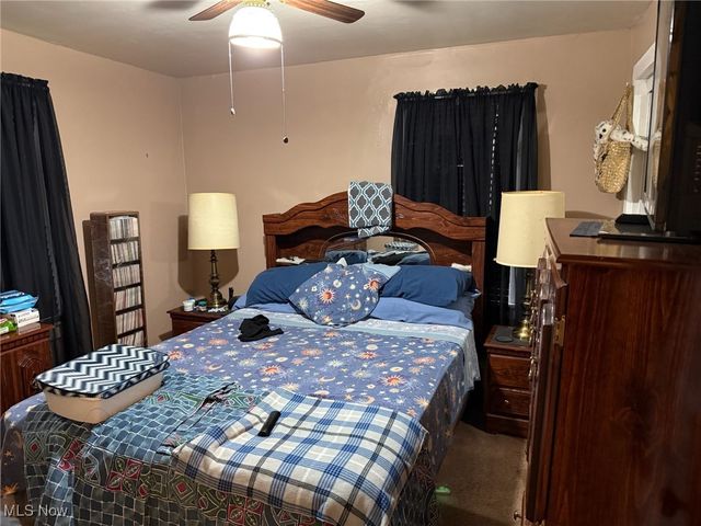 1311 Warner Road SE, Canton, OH 44707