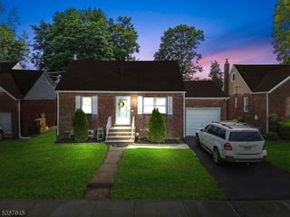 15 Carrelton Dr Cv, Paterson City, NJ 07522