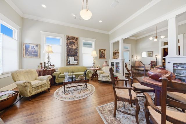 303 Ross Street, Brenham, TX 77833