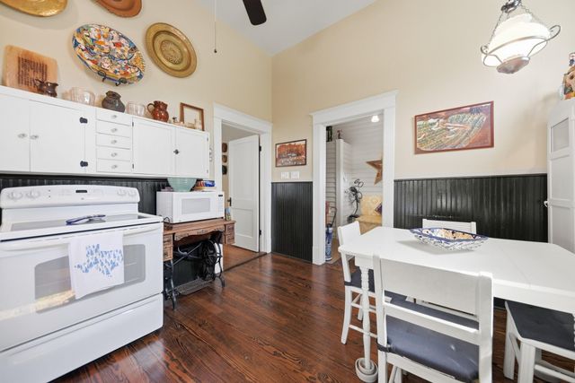 303 Ross Street, Brenham, TX 77833