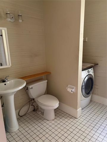 1551 7TH STREET, Sarasota, FL 34236