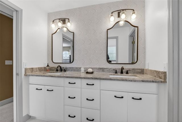 7815 NW 20TH LANE, Gainesville, FL 32605