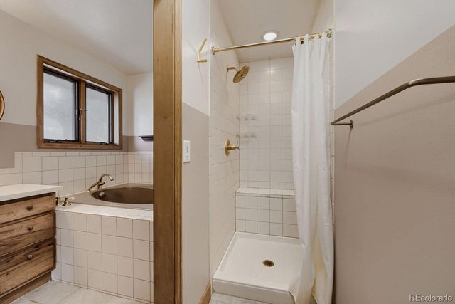 126 Signal Rock Road, Golden, CO 80403