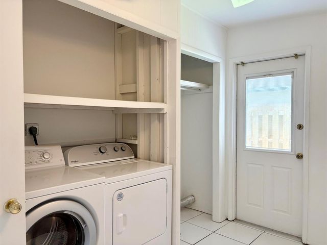 1605 NE 50th Court 1, Fort Lauderdale, FL 33334