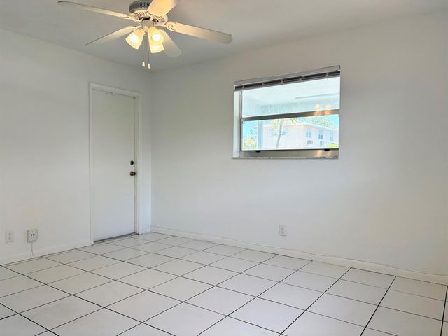1605 NE 50th Court 1, Fort Lauderdale, FL 33334