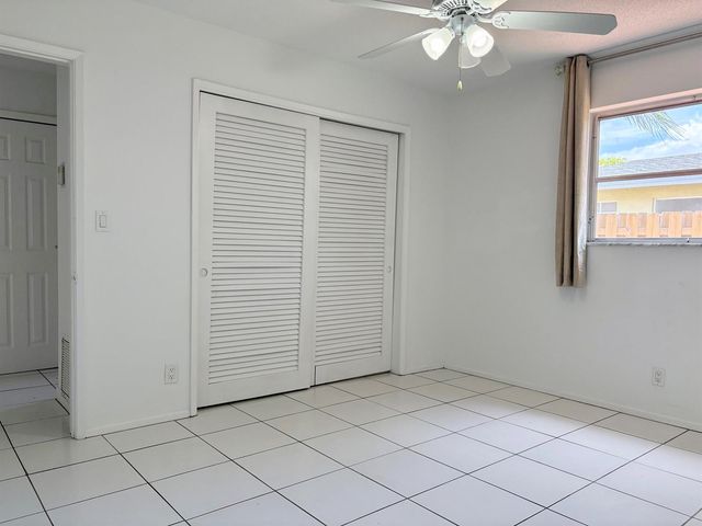 1605 NE 50th Court 1, Fort Lauderdale, FL 33334