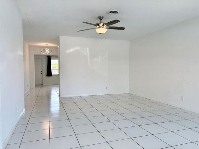 1605 NE 50th Court 1, Fort Lauderdale, FL 33334